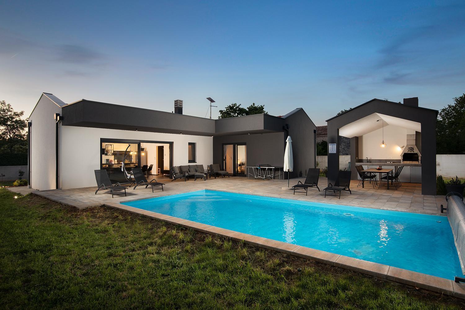 Vila Nora With Heated Pool Marčana Eksteriør bilde